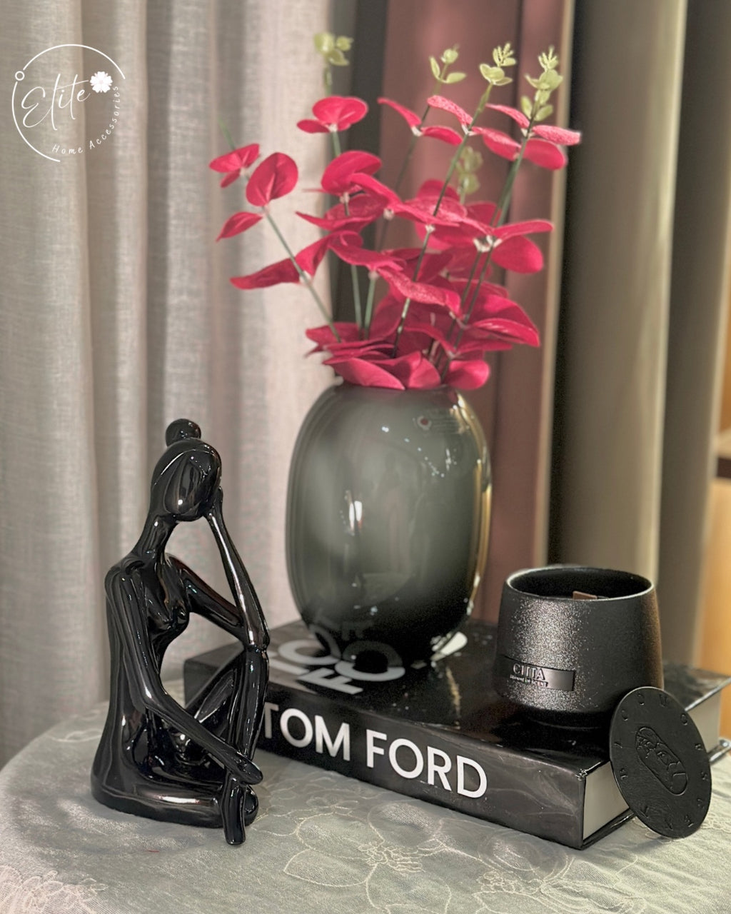 Oval Gray Glass Vase – Wrzesniaks Poland