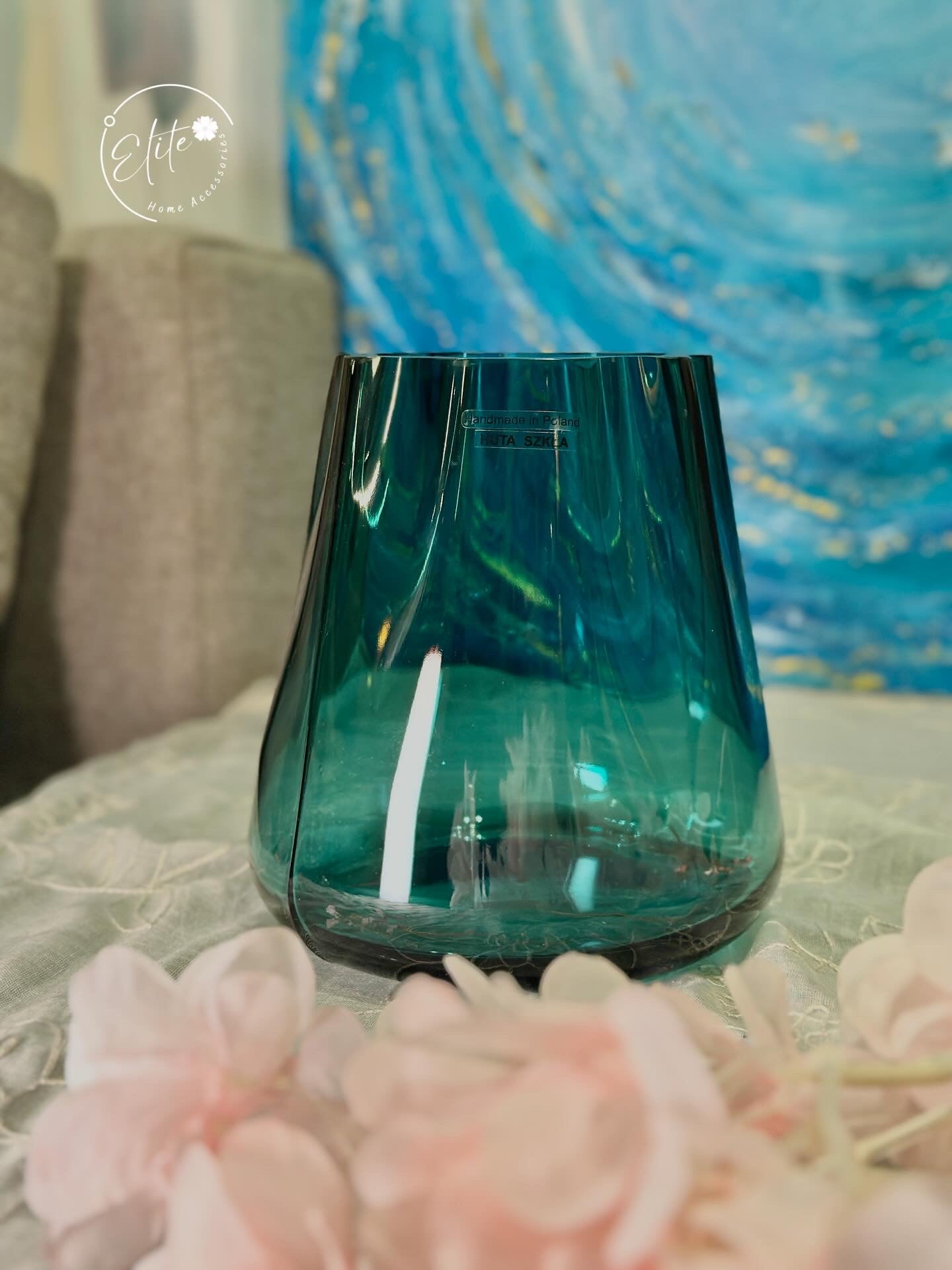 Green Waves Glass Vase – Wrzesniaks Poland | Luxury Home Decor