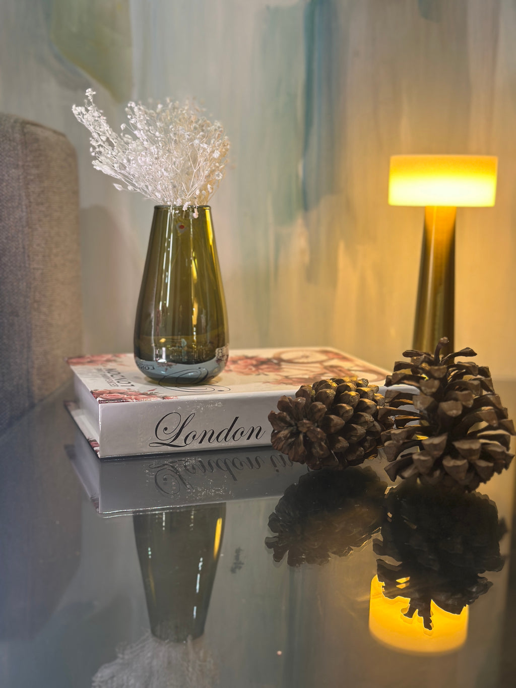 Olivia long mini vase