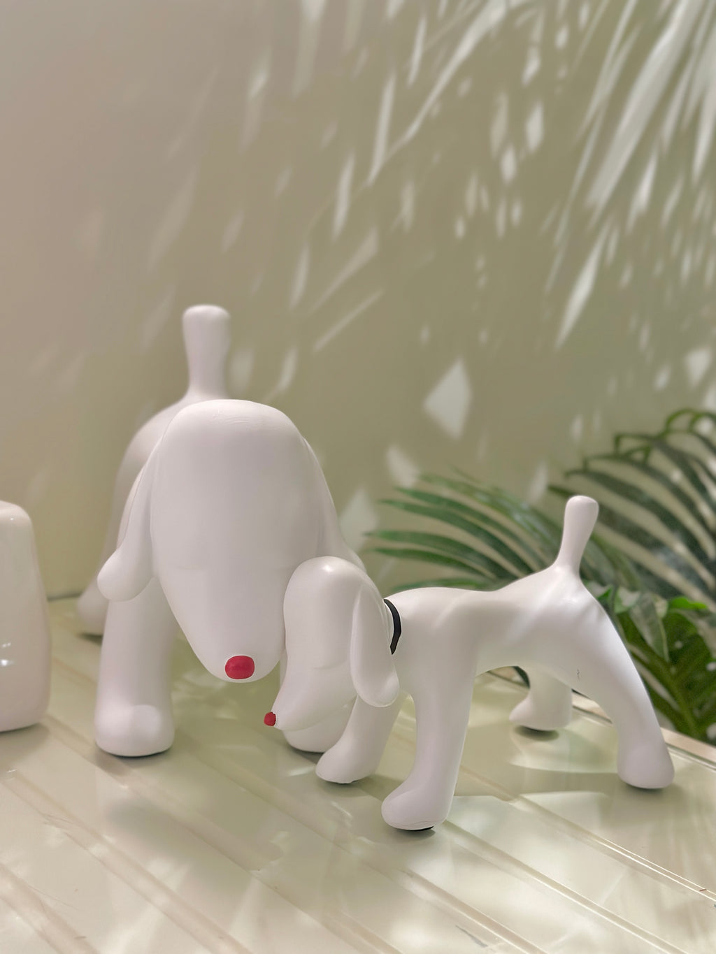 Milo dog sculpture