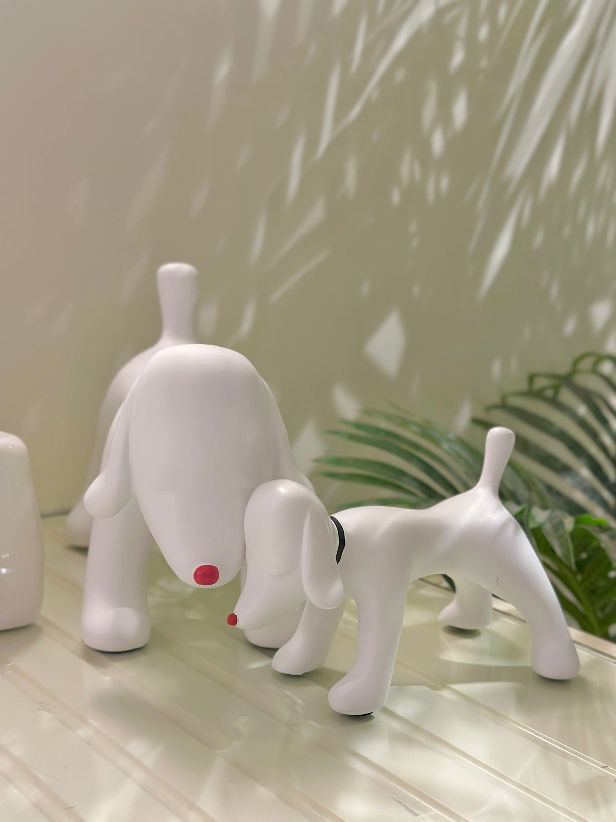 Milo dog sculpture