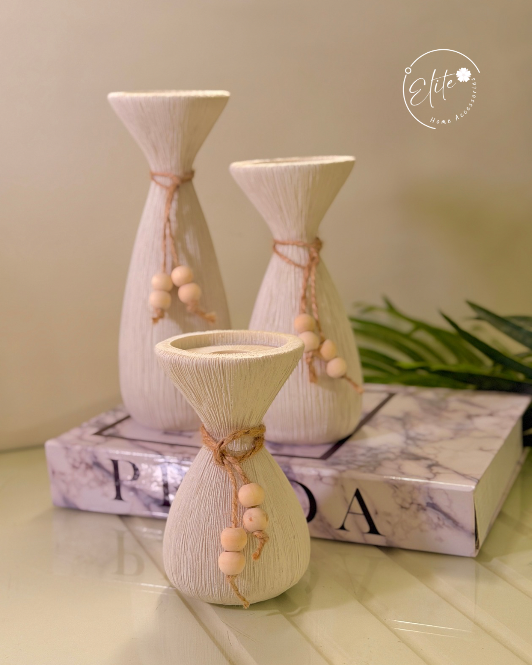 Charm Candle Holder Set - طقم حاملات شموع أوف وايت فاخر