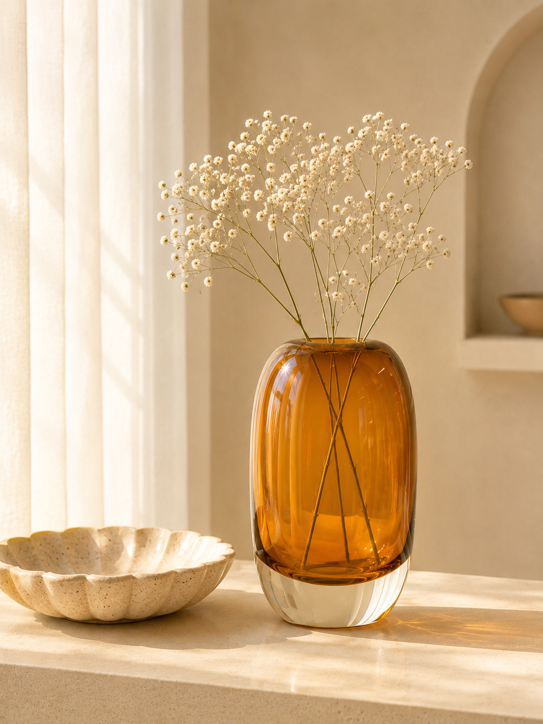 Oval hazelnut vase