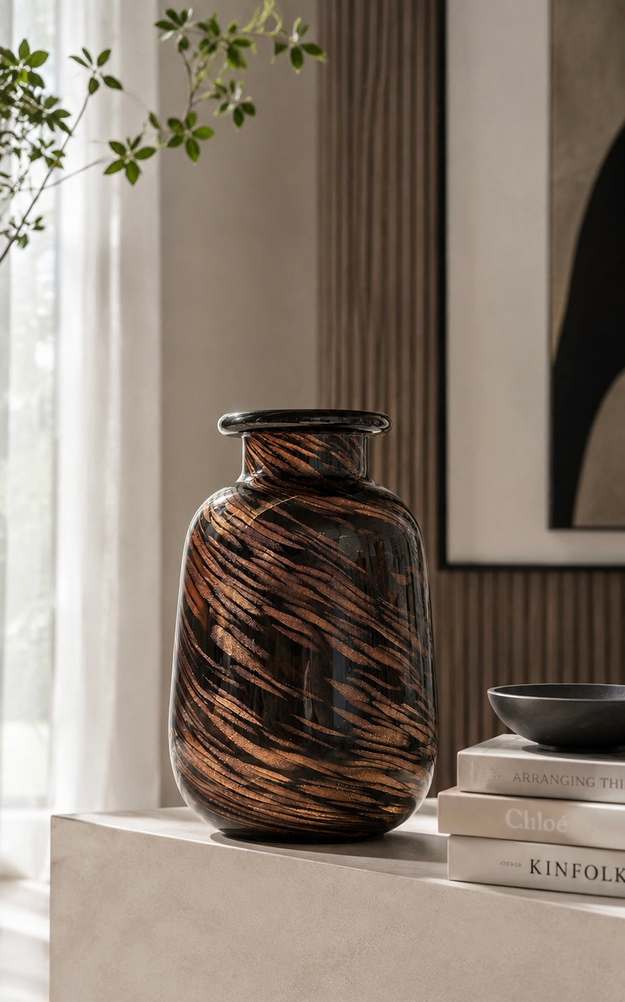 Noir Ember vase