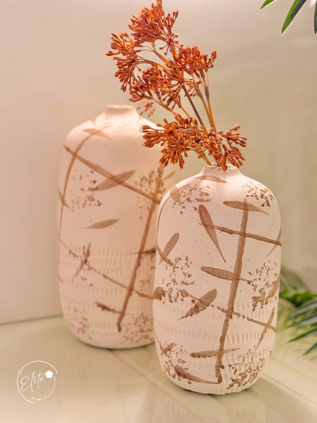 Boho leaves vase